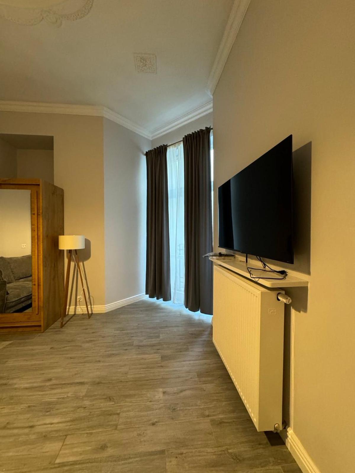 Nowogrodzka 6A 17 Apartment Варшава Екстериор снимка